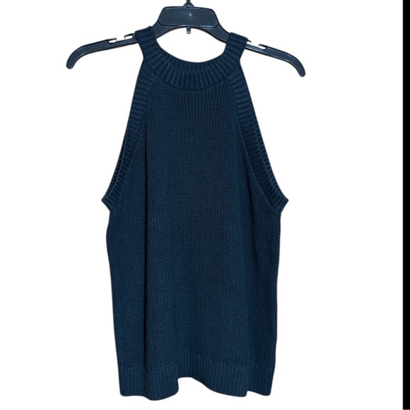 Old Navy Navy Blue Sleeveless Sweater size large - Picture 1 of 3